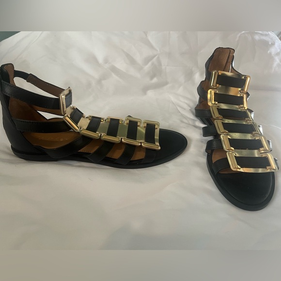 NWOT Calvin Klein Gladiator Sandals - Picture 3 of 7